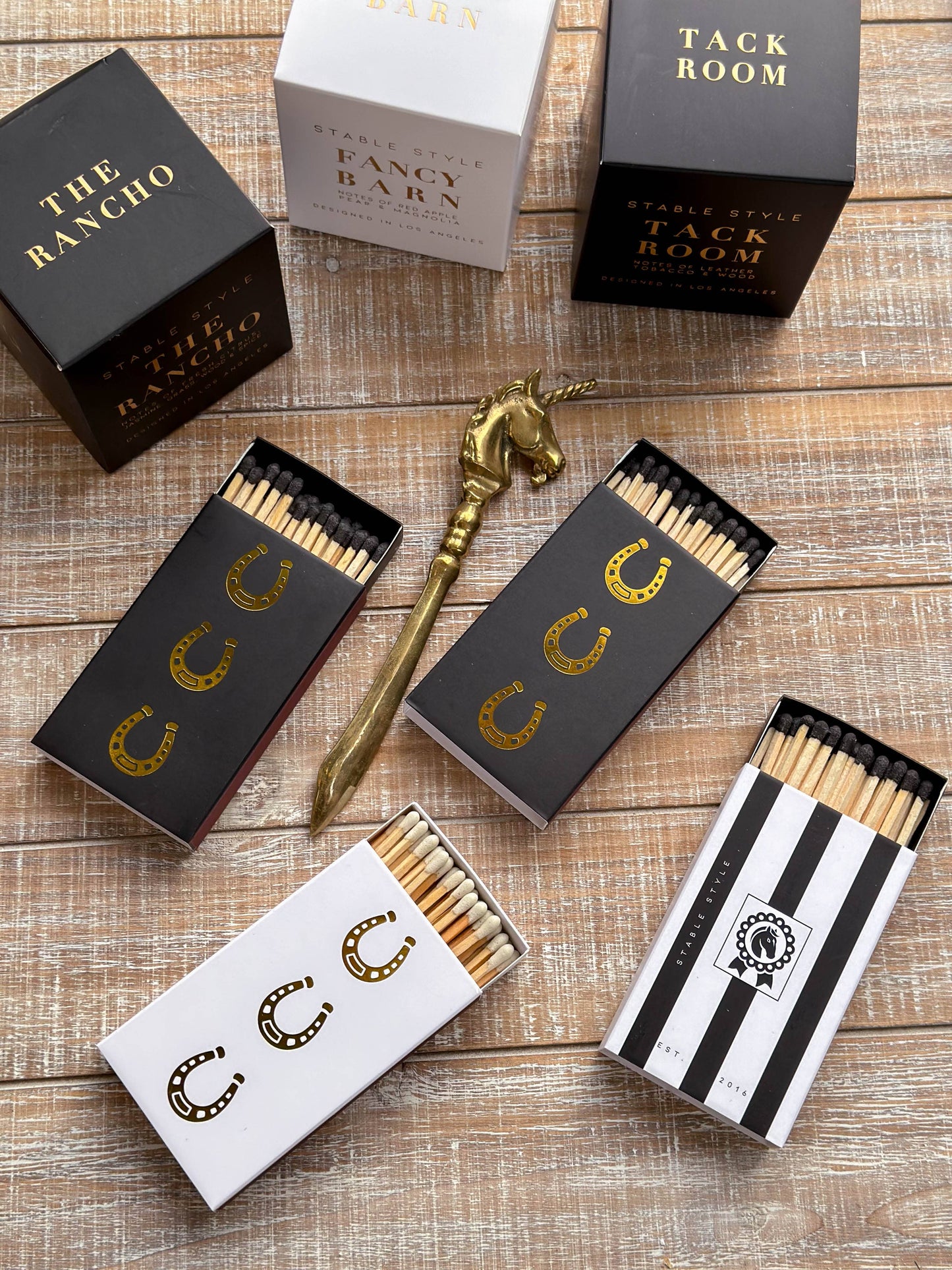 Black Oversized Horseshoe Matches with Gold Foil: Black