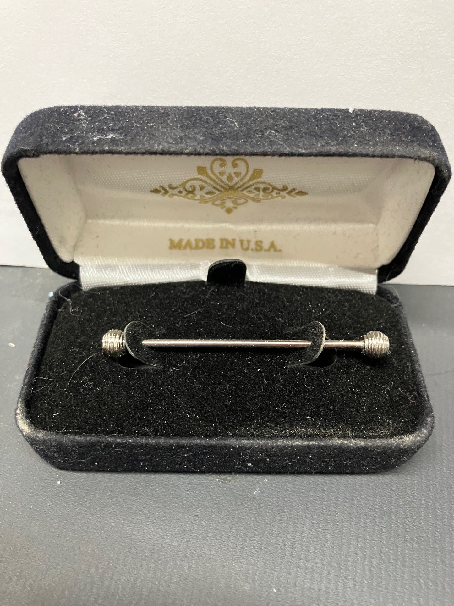 Silver Round Tip Collar Bar