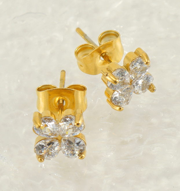 Classical Vintage Stud Earrings