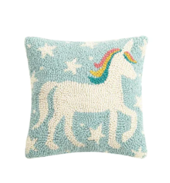 Unicorn Magic Hook Accent Pillow đŚ