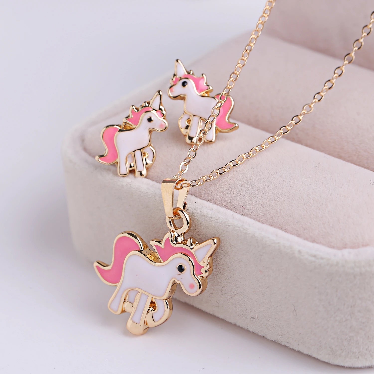 Girls sales horse jewelry