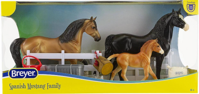Breyer Spanish Mustang Family 5490