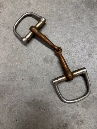 5 1/2" Dee Ring Snaffle with Copper Mouth - Used